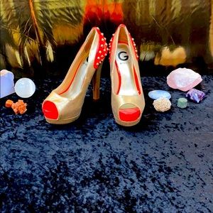 G by guess high heel size 7 Champagne/orange